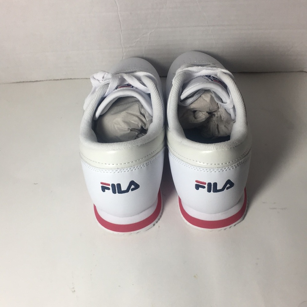NWT—FILA Women's Machu Low Top Sneaker - White Red Navy Size 7 - Picture 3 of 7